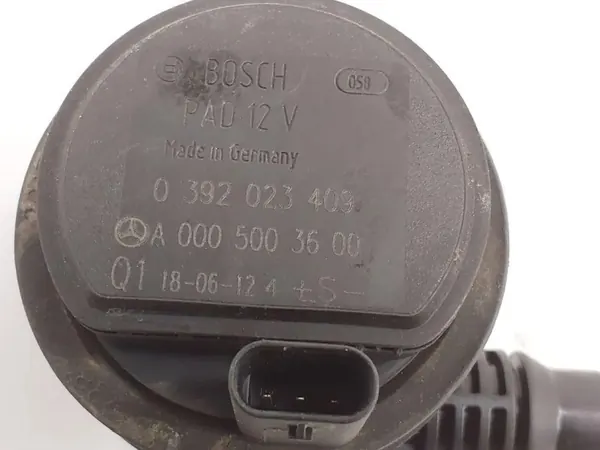 Mercedes-Benz A W177 vesipumppu OEM A0005003600 image 5