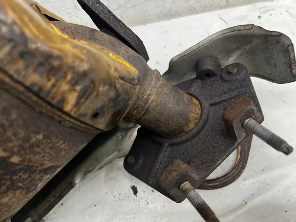 RENAULT TRAFIC III OPEL VIVARO II B DPF CATALYST 208A00136R image 7