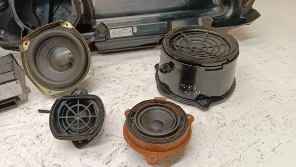 Audi OE Ljudsystem OEM 4F0035223A - Begagnad image 10