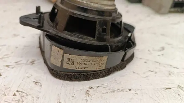 Audi OE Ljudsystem OEM 4F0035223A - Begagnad image 3