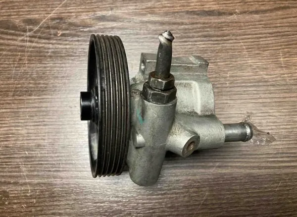 Nissan Primastar servostyrpump OEM 4911000Q2L image 2