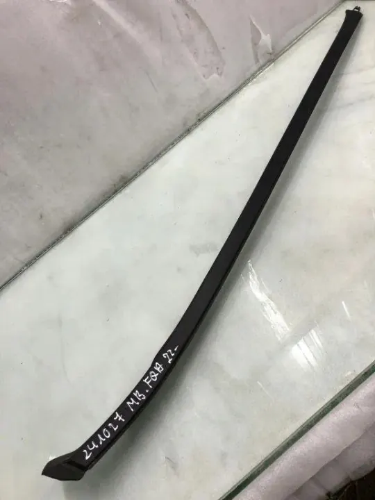Mercedes-Benz OE A2476900301 Voorruit Strip image 2