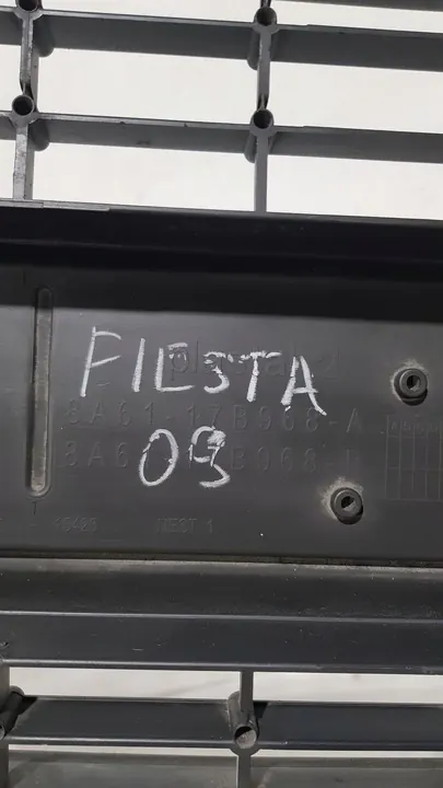 Grille de ventilation avant Ford Fiesta 8A6117B968A image 4