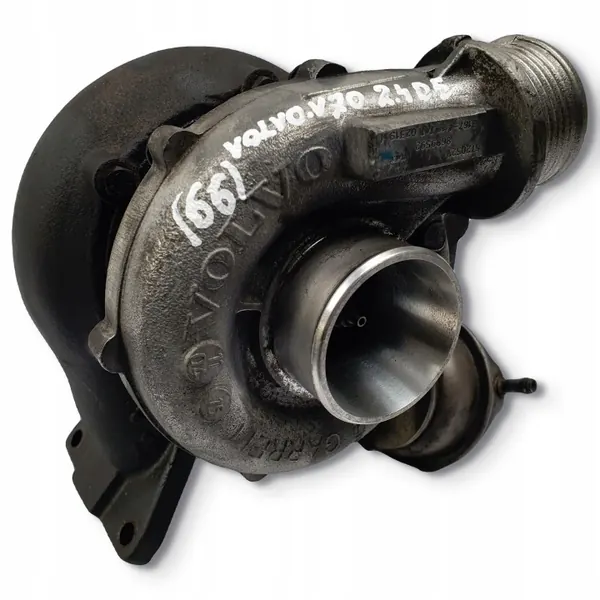 Volvo Turbo OEM 8689592 2.4 D5 Moottoriin image 2