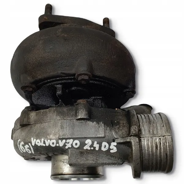 Volvo Turbo OEM 8689592 2.4 D5 Moottoriin image 3