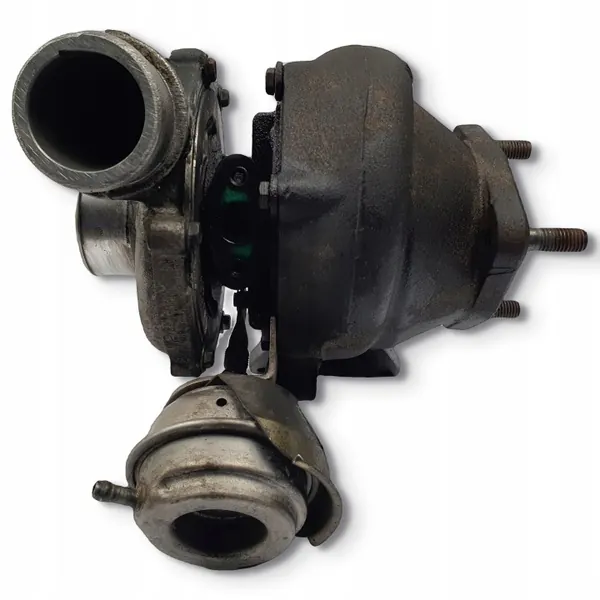 Volvo Turbo OEM 8689592 2.4 D5 Moottoriin image 6