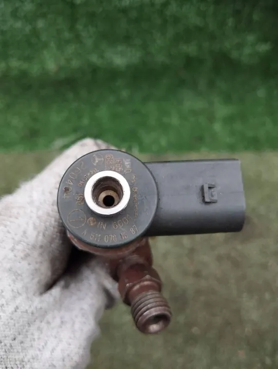 Inyector Mercedes Sprinter 2.2 2.7 CDI A6110701687 image 7