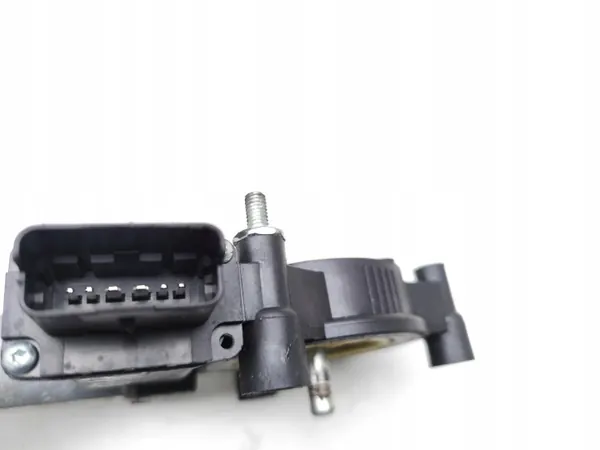 Motor elevavidrios OEM 1368921080 para puerta delantera image 6