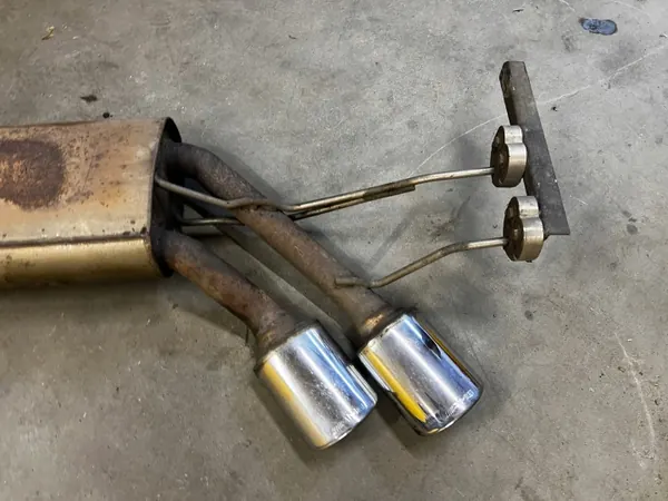 Uitlaatpijp links OEM Mercedes G63 AMG W463 Lift image 5