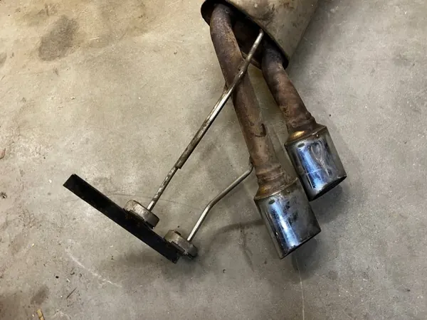 Uitlaatpijp links OEM Mercedes G63 AMG W463 Lift image 8