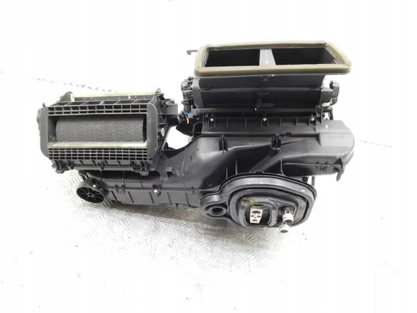 Verwarming Blower Weerstand Behuizing - VW Touran III 15-20 OE image 4