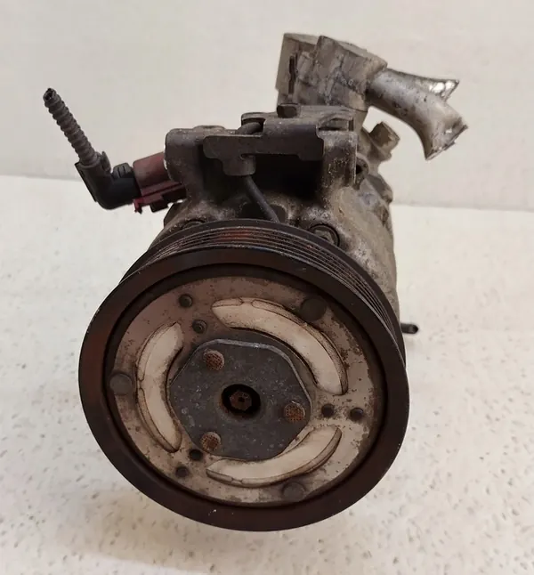 Compressore A/C Audi OE 4G0260805T image 5