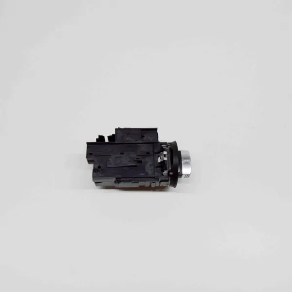 VW OEM 5FA009066 Gebrauchtes stationäres Teil image 2