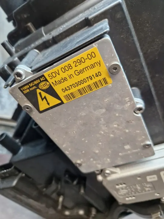 RECHTER XENONKOPLAMP MERCEDES CLS W219 C219 image 7