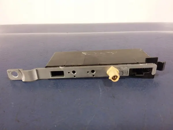 Porsche 97064713101 antenneversterker voor Panamera I 970 image 3