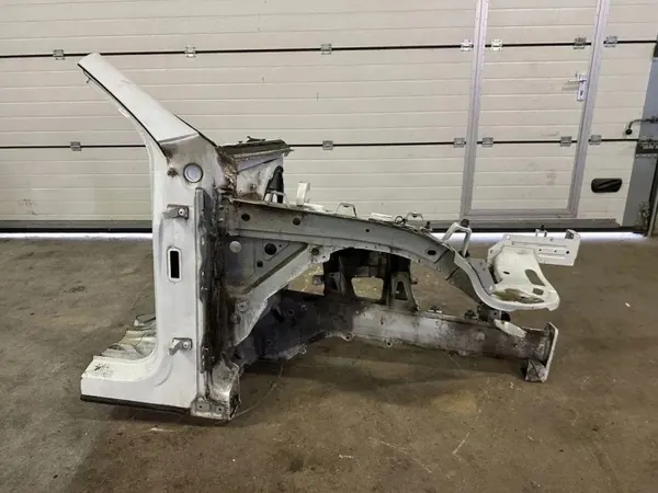 Aile avant droite VW Touareg (7P5) OEM 7P0803106 image 10