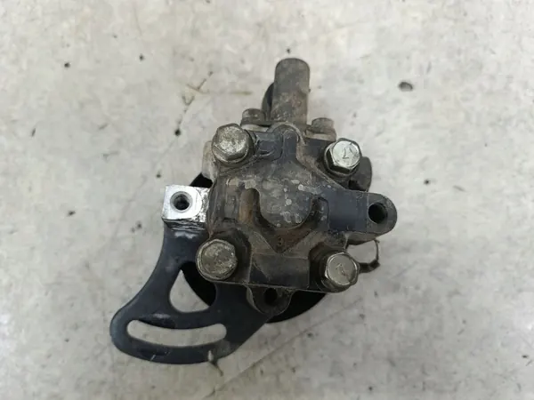 Pompe de direction assistée Chevrolet Aveo T250 1.2 16V image 4