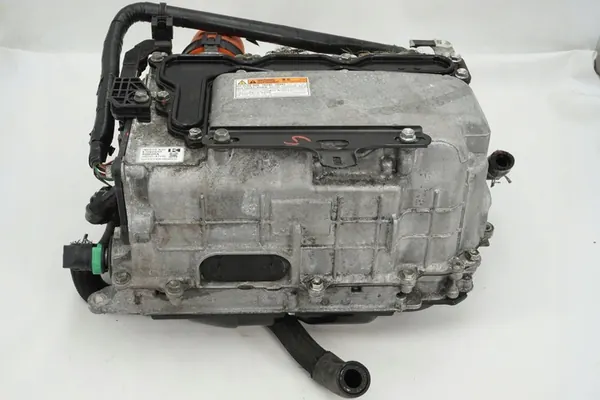 Inverter Converter Toyota Auris II G9200-47190 image 2