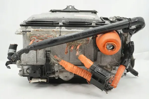 Inverter Converter Toyota Auris II G9200-47190 image 3