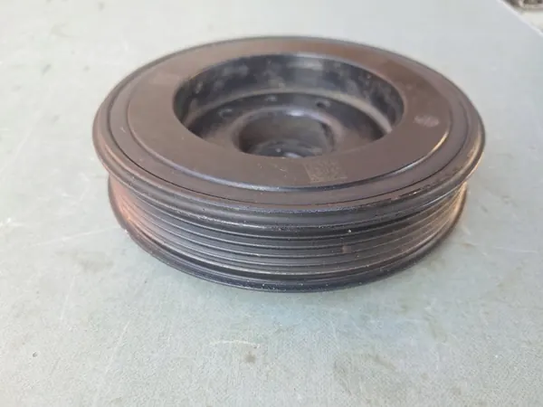 Polia do virabrequim Audi VW 1.8 2.0 TFSI | 06H105243M image 2