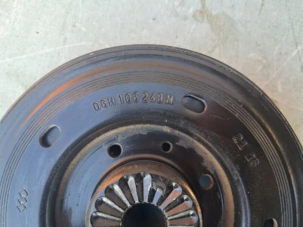 Polia do virabrequim Audi VW 1.8 2.0 TFSI | 06H105243M image 4