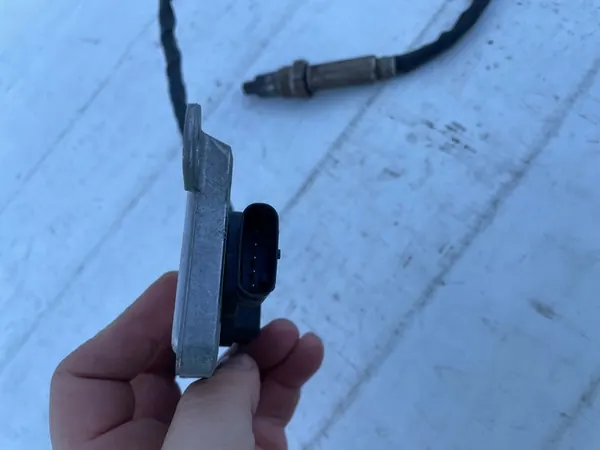 Módulo Sensor NOx Lambda BMW 5WK96610K OEM image 6