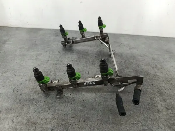 Carril de inyección OEM 078133681BA para Audi A4 B6 2.4 V6 image 7