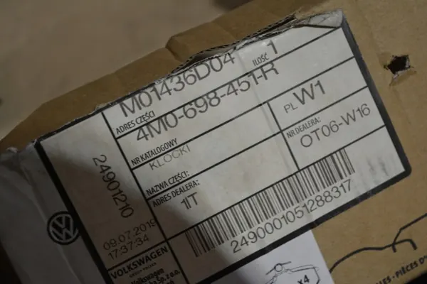 Audi Q7 4M Bromsbelägg set bak OEM 4M0698451R image 3