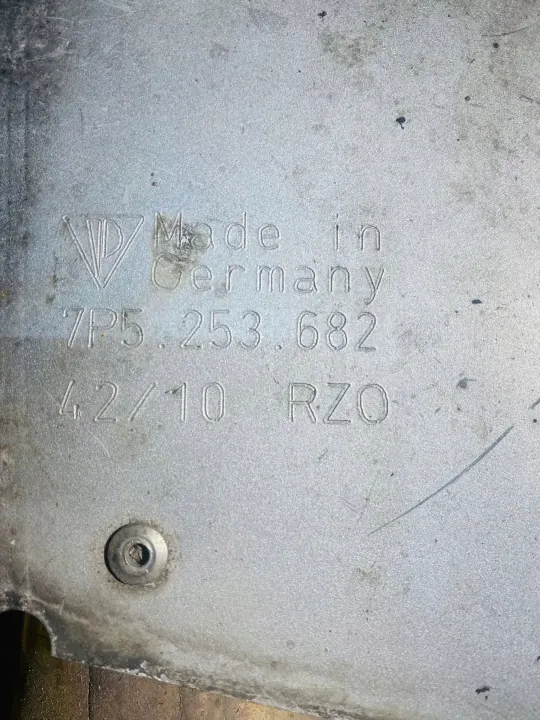 Buse d'échappement Porsche Cayenne OEM 7P5253682 - Occasion image 3
