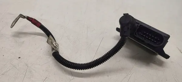 BMW E84 Sytytysvastuksen Relä 1.8D OE 7798000 image 3