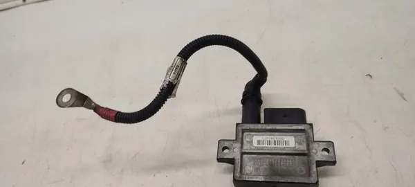 BMW E84 Sytytysvastuksen Relä 1.8D OE 7798000 image 4