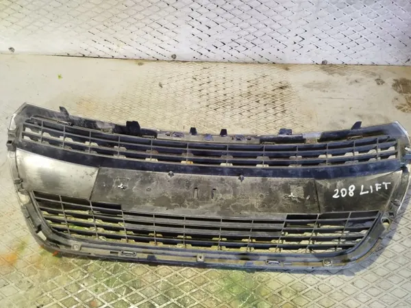 Peugeot 208 Lift Grilli OEM 9810535677 Käytetty image 7
