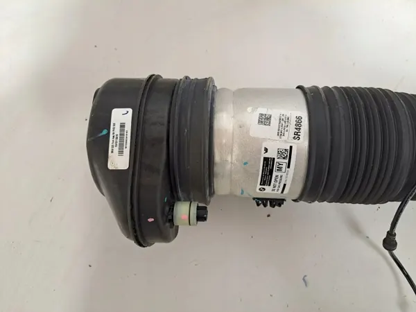 BMW X5 G05 2023 Etu oikea ilmaiskutin OEM 5A40B52 image 3