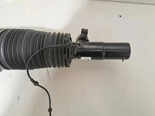 BMW X5 G05 2023 Etu oikea ilmaiskutin OEM 5A40B52 image 4
