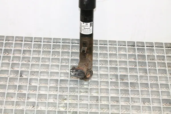 Ammortizzatore posteriore destro VW SCIROCCO 1K0512010B image 5