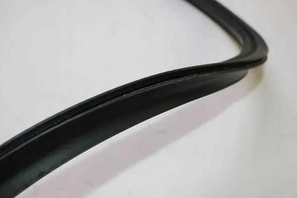 Joint de toit arrière BMW E46 Cabrio image 5