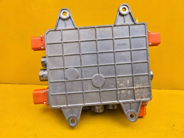 Inversor MG ZS OEM 11209690 - Estado Usado image 5