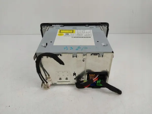Radio CD OEM 8P0035186AB pour Audi A3 8P Lift image 4