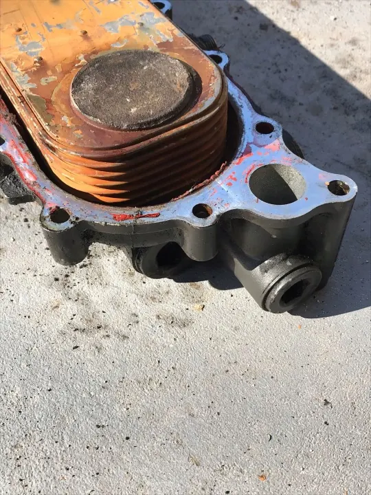 Refroidisseur d'huile OEM 504143815 pour Iveco Stralis 430 image 7