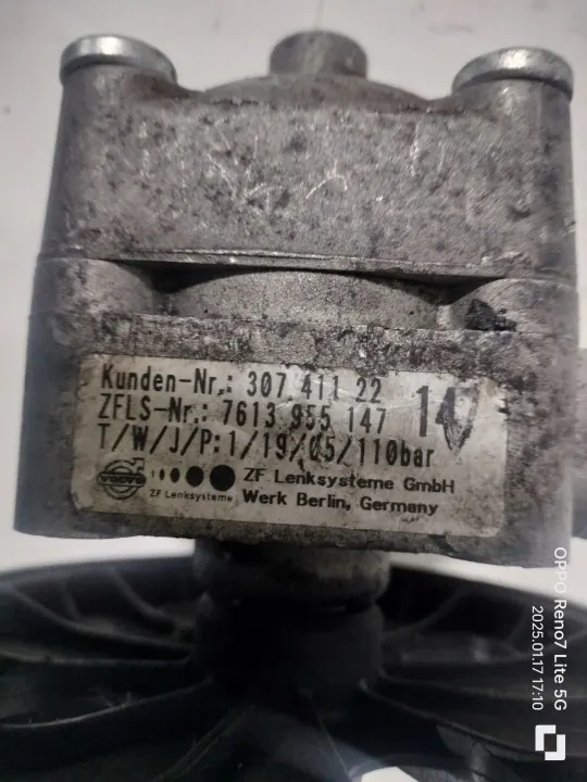 Pompe de direction OEM 7613955147 pour Volvo image 6