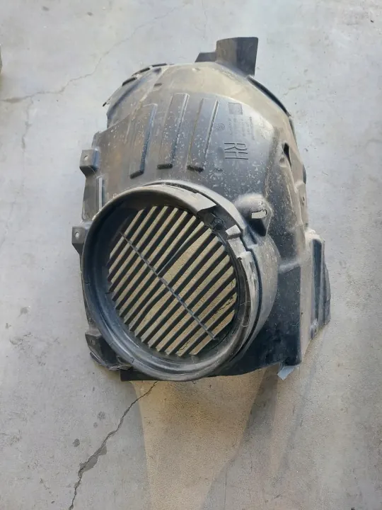 Aleta delantera derecha Mercedes CLA 118 A177 OEM A1776905202 image 2