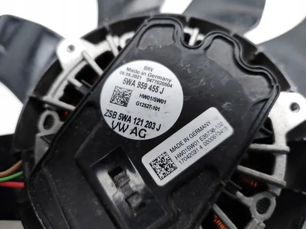 Koelventilatormotor OEM 5WA121203J voor Seat Leon image 8