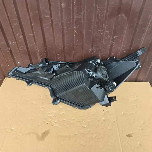 Faros Derecho Mitsubishi Space Star II 2019- image 3