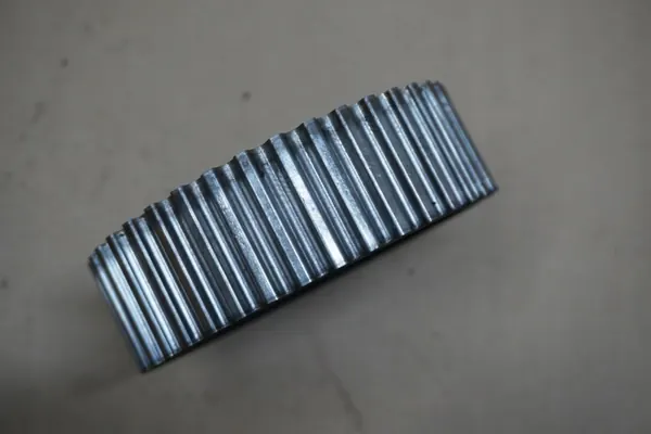 Engranaje Bomba Inyección Nissan Patrol Y61 2.8 TDi OEM image 3