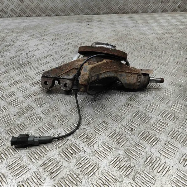 Peugeot 5008 2013 Mozzo ruota anteriore destro image 4