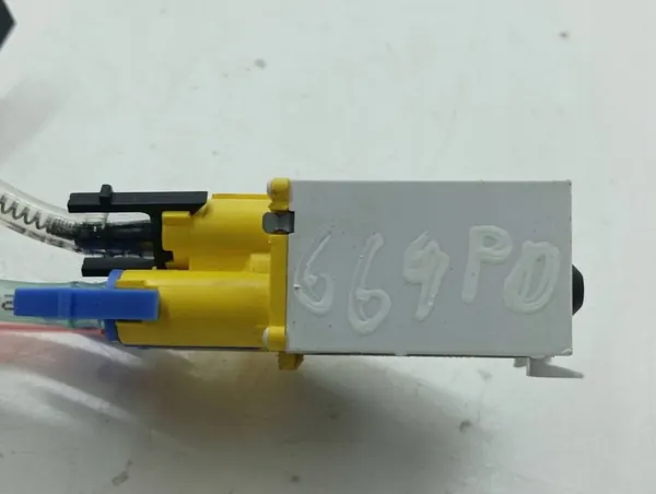 Rechts voor zitverwarmingselement BMW 5 F10 F11 2012 OEM 9180625 image 6