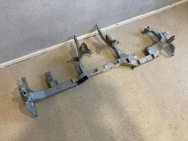 Refuerzo Salpicadero Volvo XC90 OEM 31369492 image 7