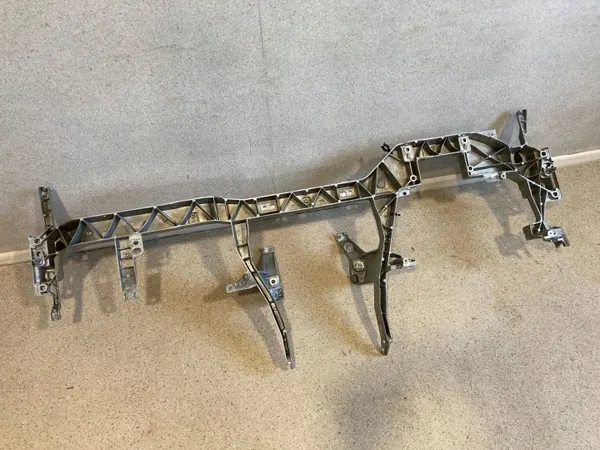 Refuerzo Salpicadero Volvo XC90 OEM 31369492 image 8