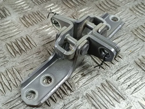 Vordertürscharniere Mitsubishi Outlander 2019 OEM FOB55568 image 3