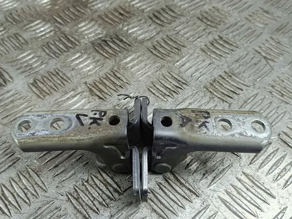 Vordertürscharniere Mitsubishi Outlander 2019 OEM FOB55568 image 4